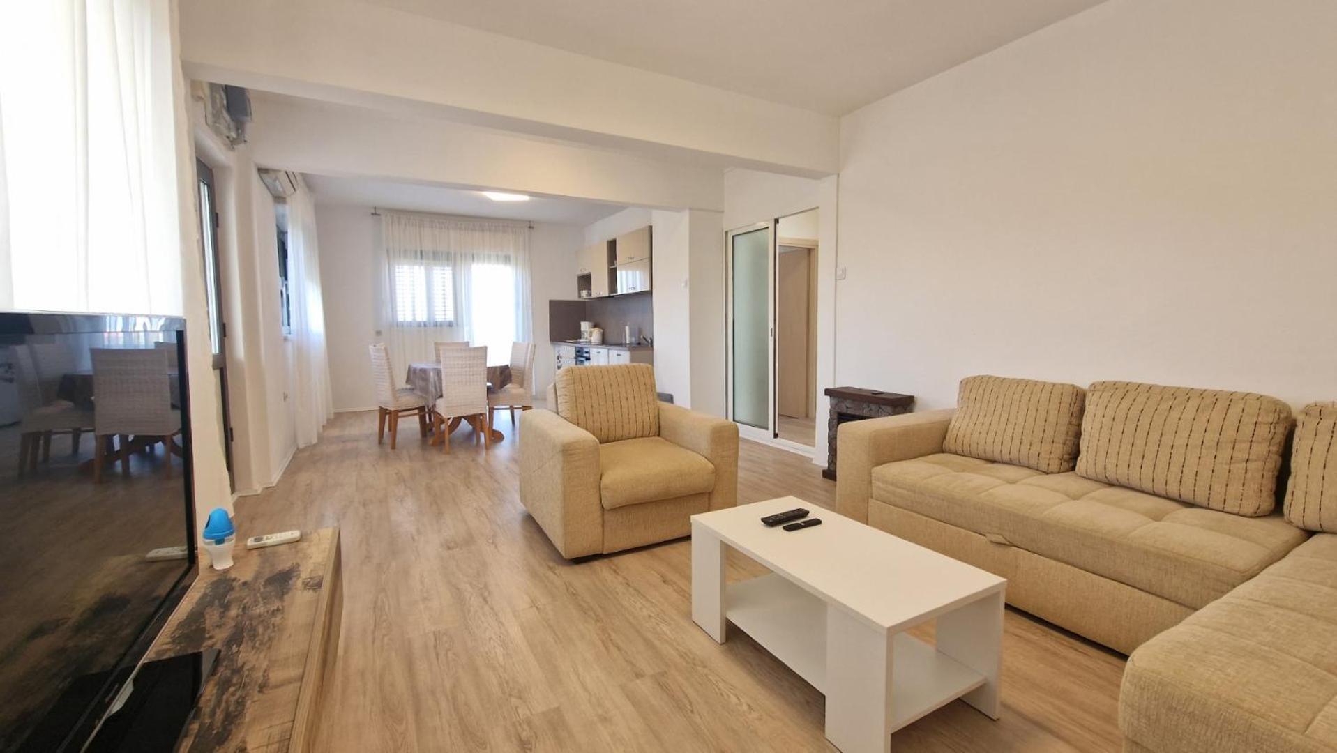 Kuca Za Odmor Laura Apartment Razanac Bagian luar foto